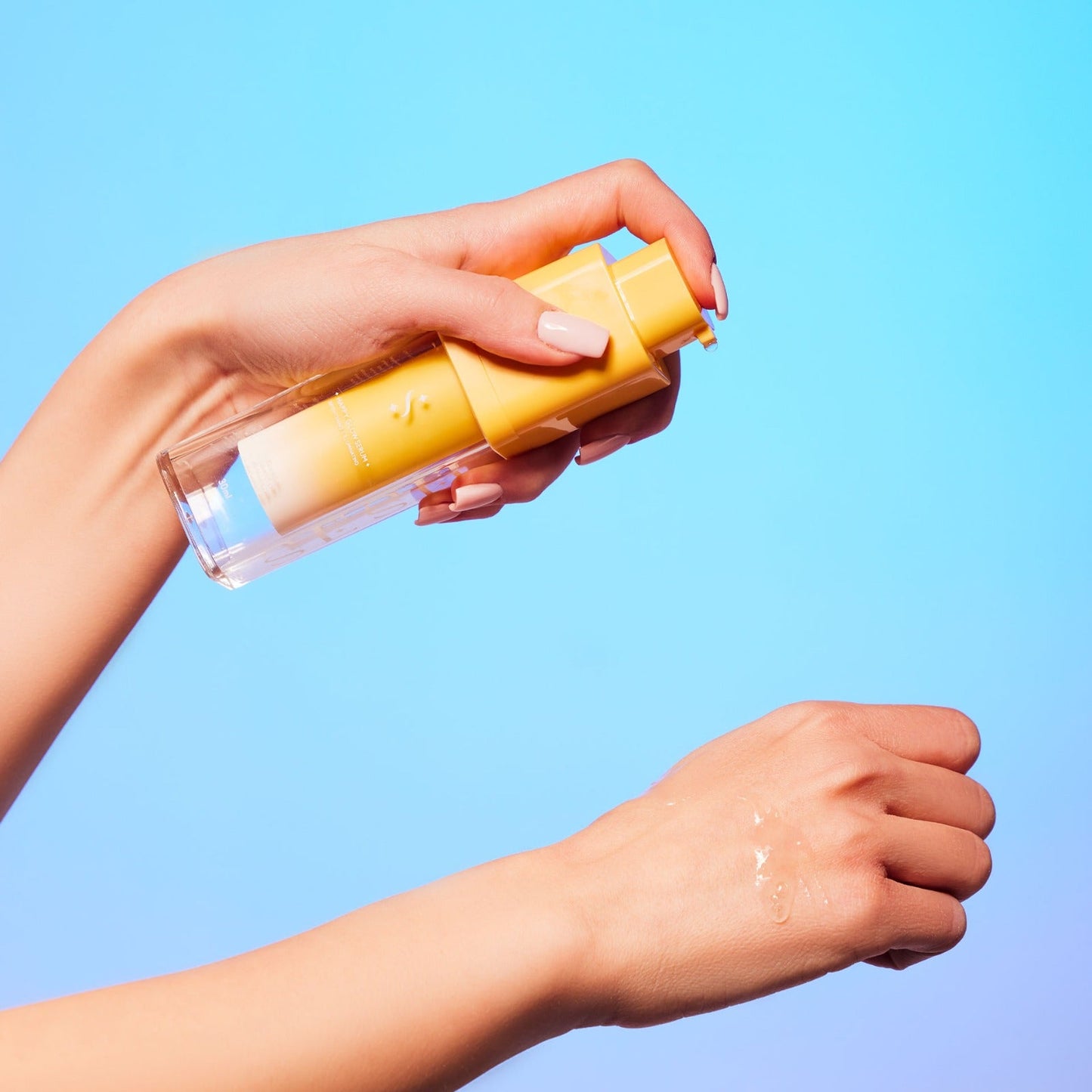 Happy Glow - Brightening and Illuminating Serum